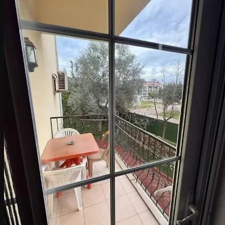 Apartment B Garden D-2 *