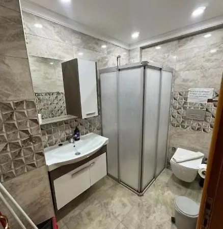 B Garden D-2 * פאטהיה